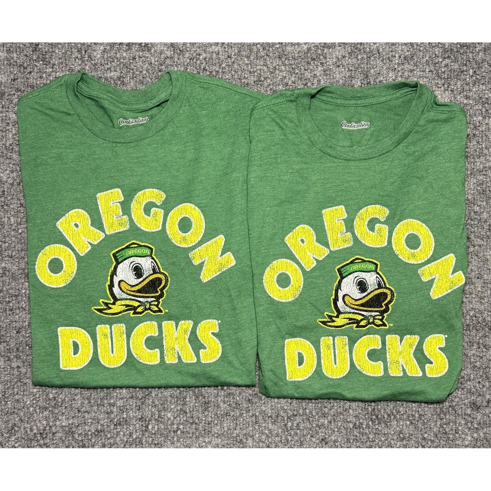 University Of Oregon Ducks T-Shirt Captivating Men's Green Size Small Lot Of 2